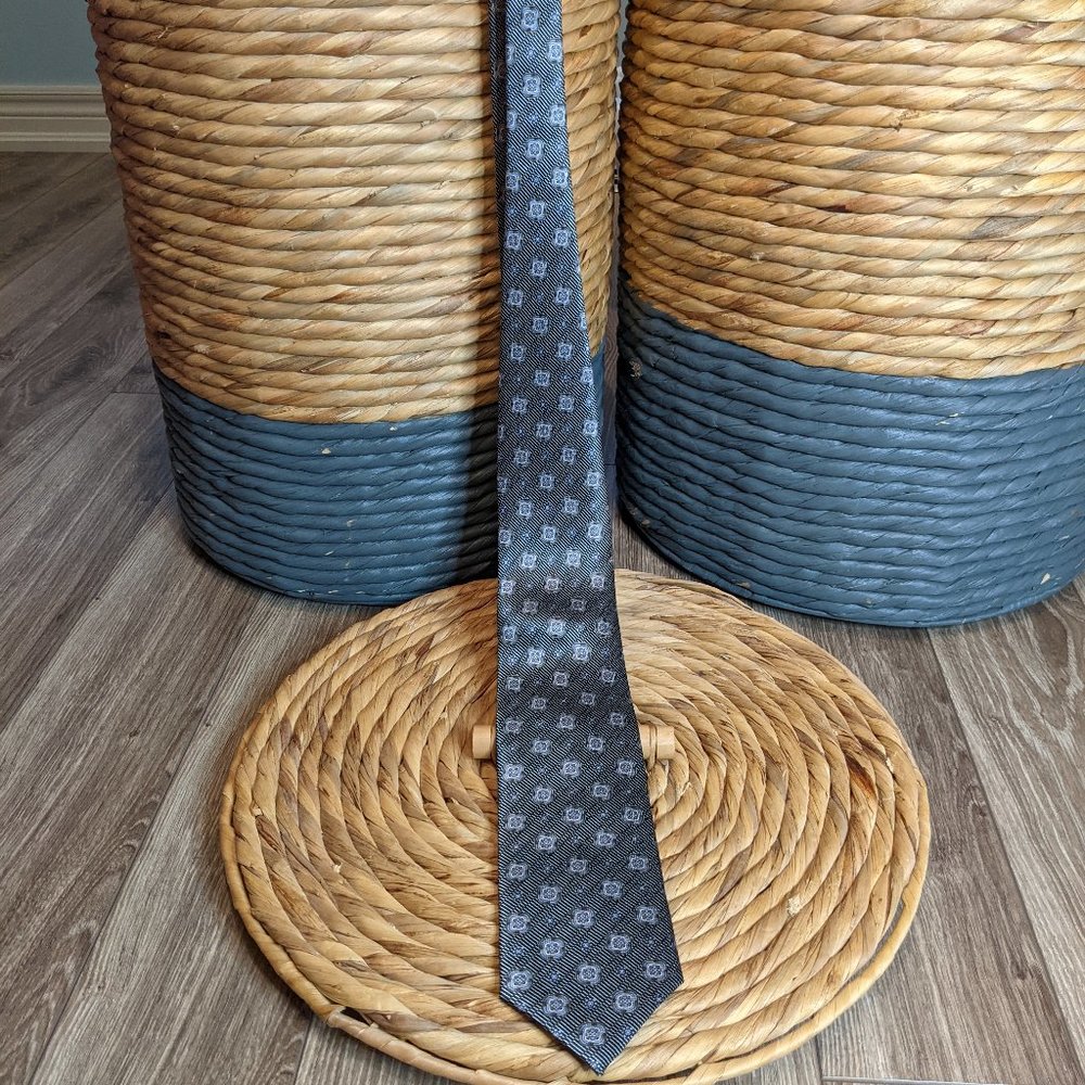 [2/$40] NWOT Men's - Silk Necktie - Foulard